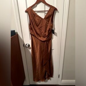 Just Taylor orange dress NWT